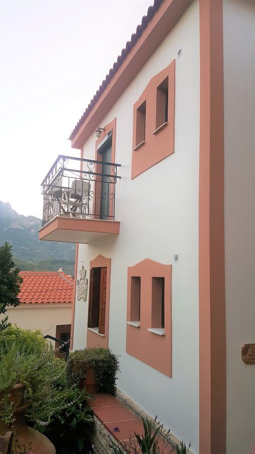 Green Hill Studios & Apartments Kokkari Exterior photo
